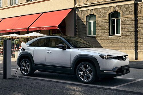 Weltpremiere für erstes Mazda Elektroauto